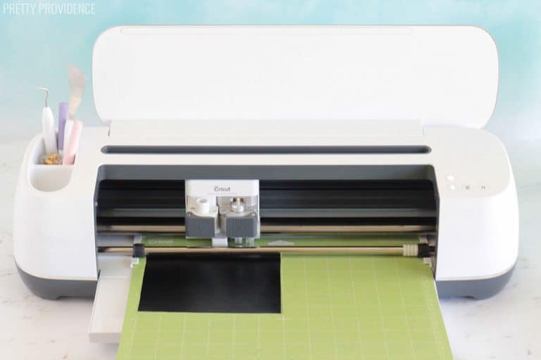 How to Make Vinyl Tumbler Decals Pretty Providence