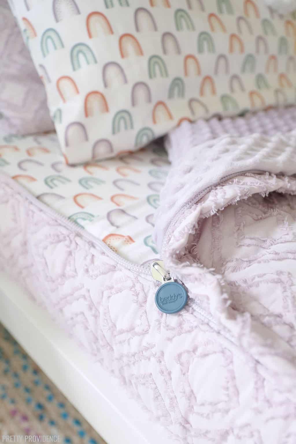 Beddys light purple Olivia zipper bunk bed bedding.