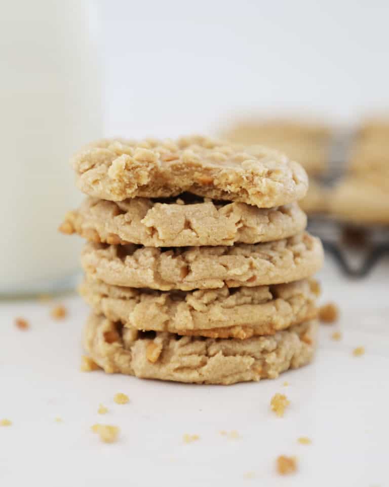 Old Fashioned Peanut Butter Cookies - Pretty Providence