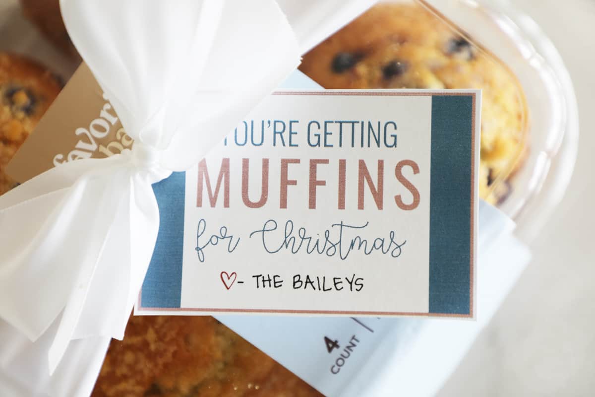 A close up image of a "you're getting muffin for Christmas" gift tag. 